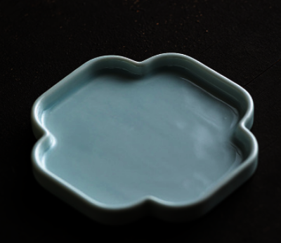 新款復古陶瓷茶果盤(如意盤-粉青)(尺寸:長13CM 寬13CM 高1.5CM)