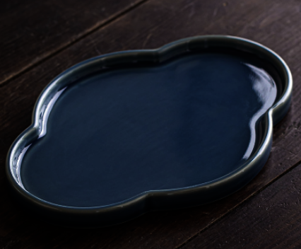 新款復古陶瓷茶果盤(海棠盤-霽藍)(尺寸:23.3*17*1.6CM)