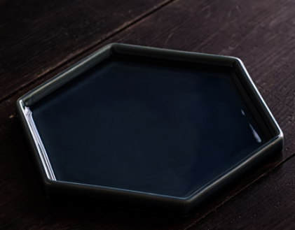 新款復古陶瓷六邊形茶果盤(小號-霽藍)(尺寸:長14.9CM*寬13CM)