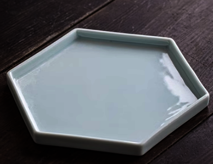 新款復古陶瓷六邊形茶果盤(小號- 粉青)(尺寸:長14.9CM*寬13CM)