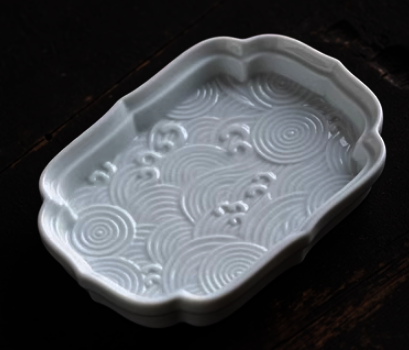 新款復古陶瓷方形海浪茶果盤(甜白)(尺寸:長13CM*寬9.5CM*高2CM)