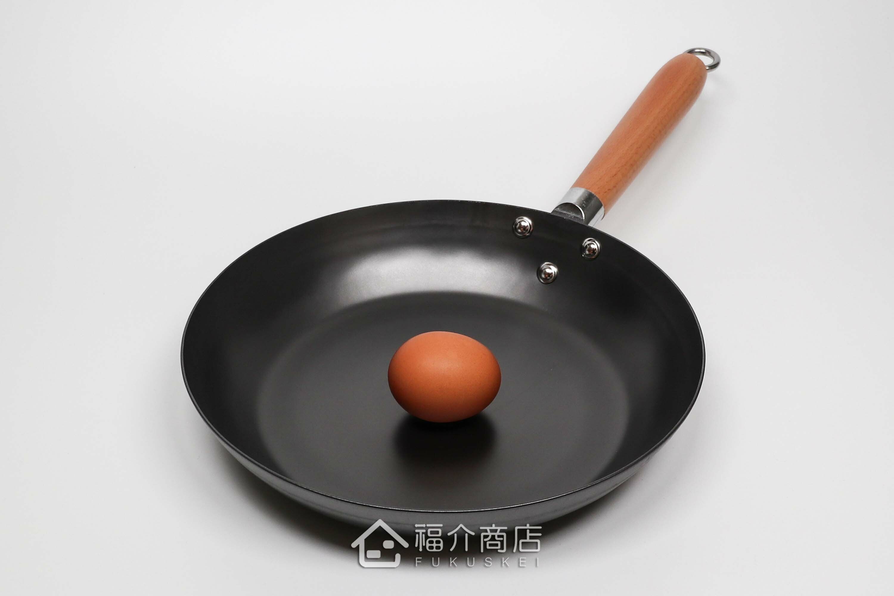 日本鐵製的木柄平底鍋