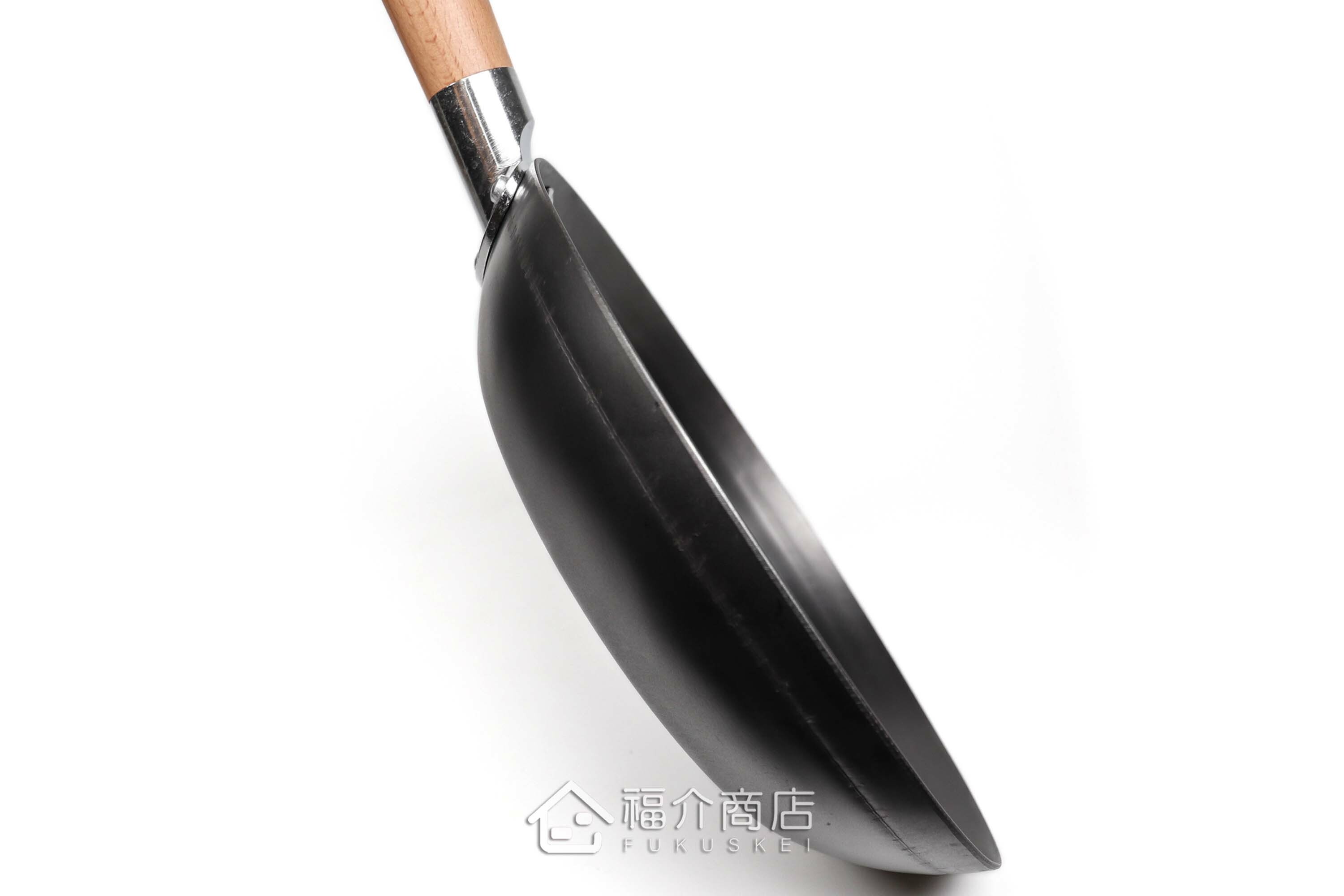 日本鐵製的木柄平底鍋