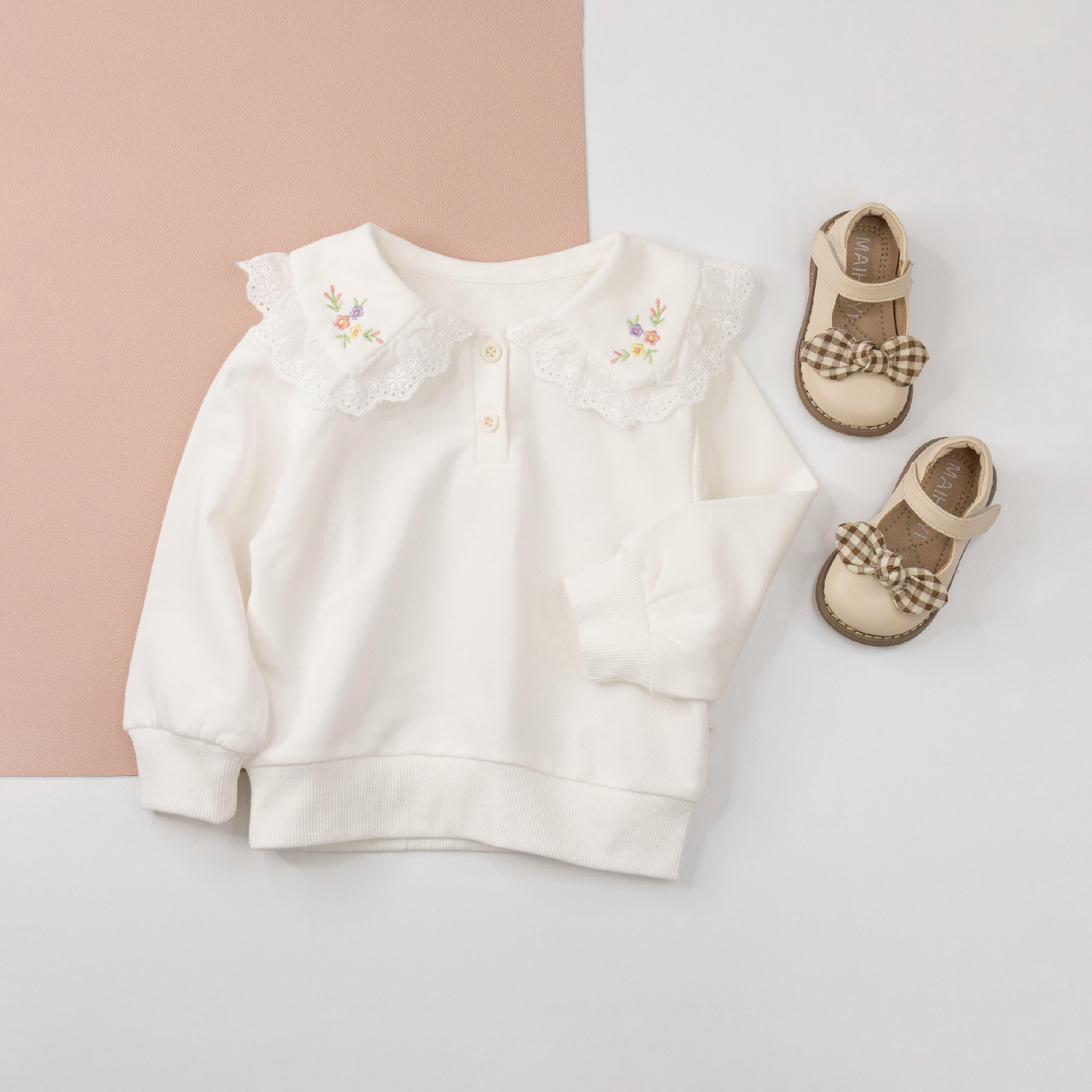 【H35841】甜美花草緹花翻領上衣＊二色