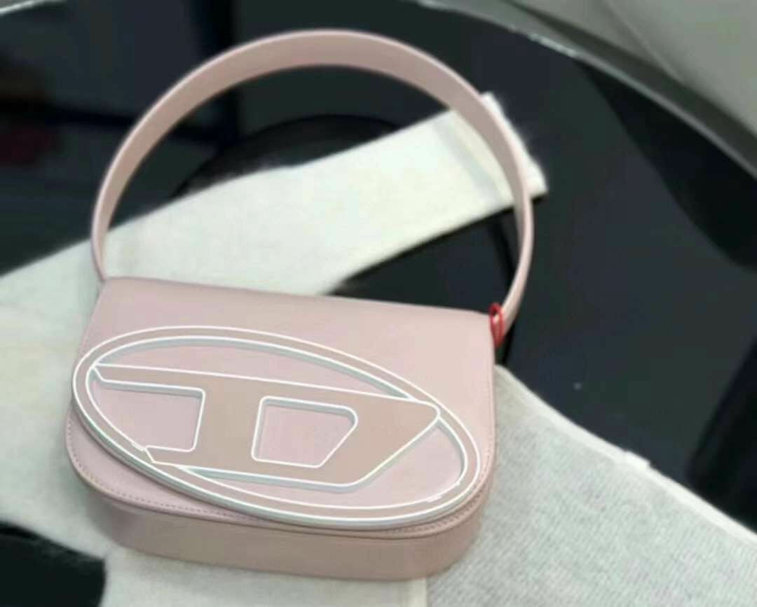 Diesel 淡粉手提包-M