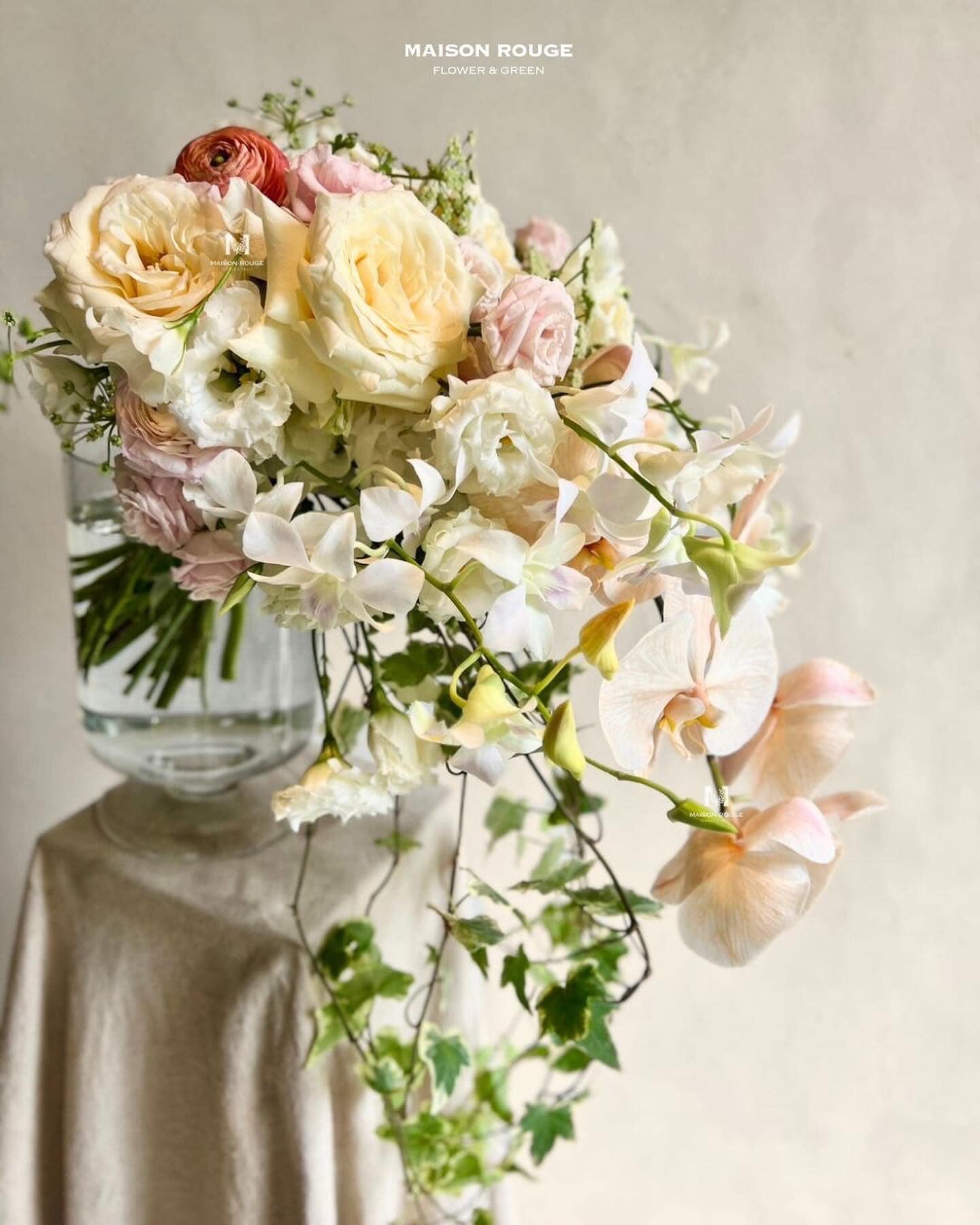 時尚瀑布型・歐式捧花