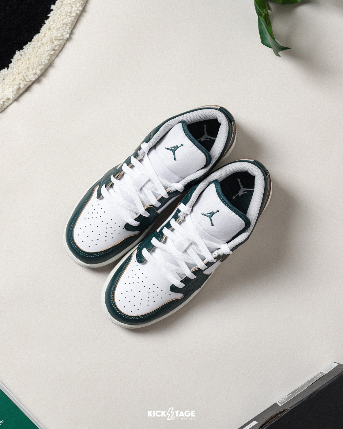 大童鞋 女生尺寸 NIKE AIR JORDAN 1 LOW 白綠 奶油底 休閒鞋【FQ8041-300】AJ1 AJ1OG