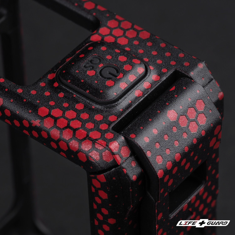 DJI Osmo Action 4  相機貼膜特寫展示圖，LIFE+GUARD 專機專屬設計開版