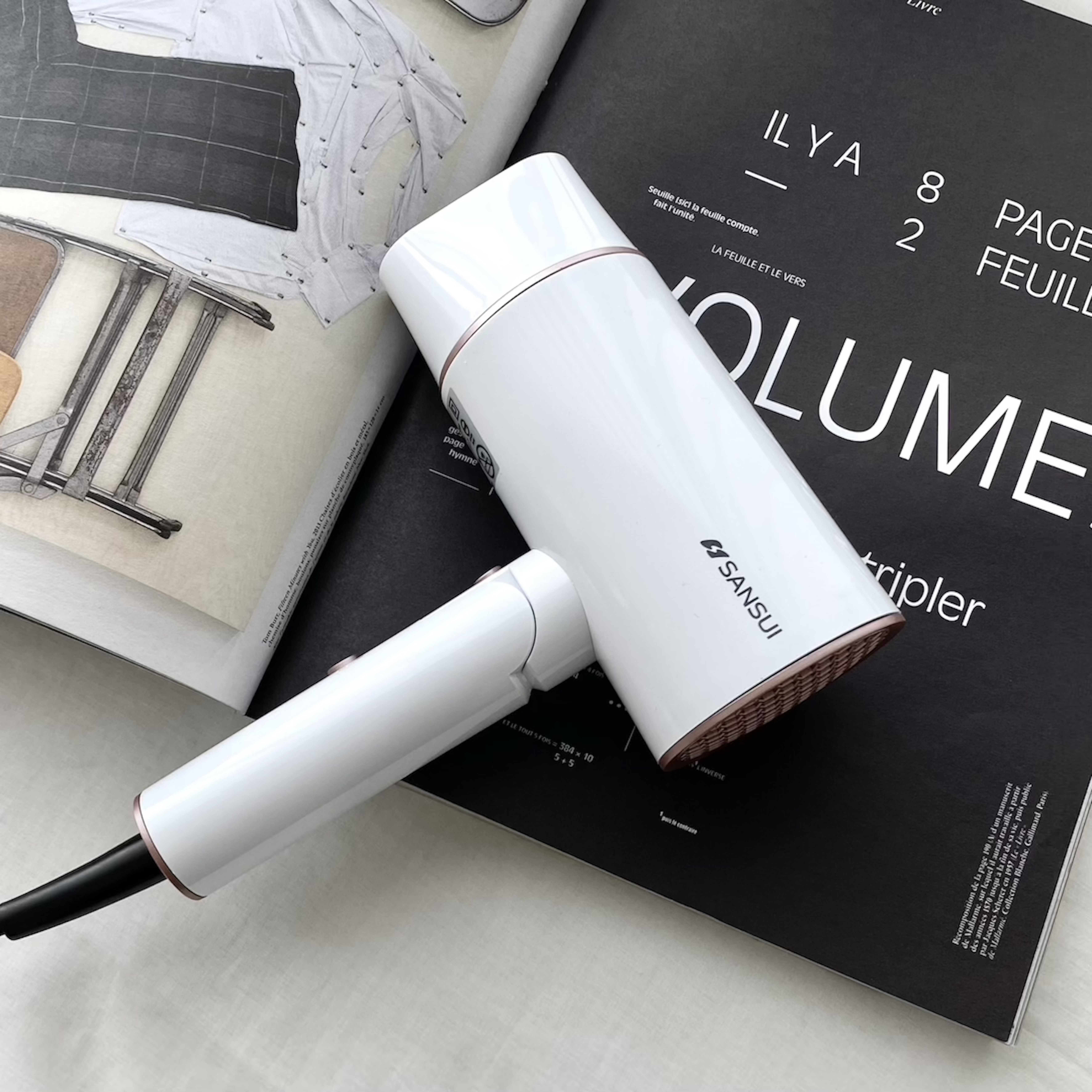 <限時開團!!> SANSUI 山水 負離子 大風量 速乾 折疊 好攜帶 吹風機 珍珠白 尊爵灰 赫本黑