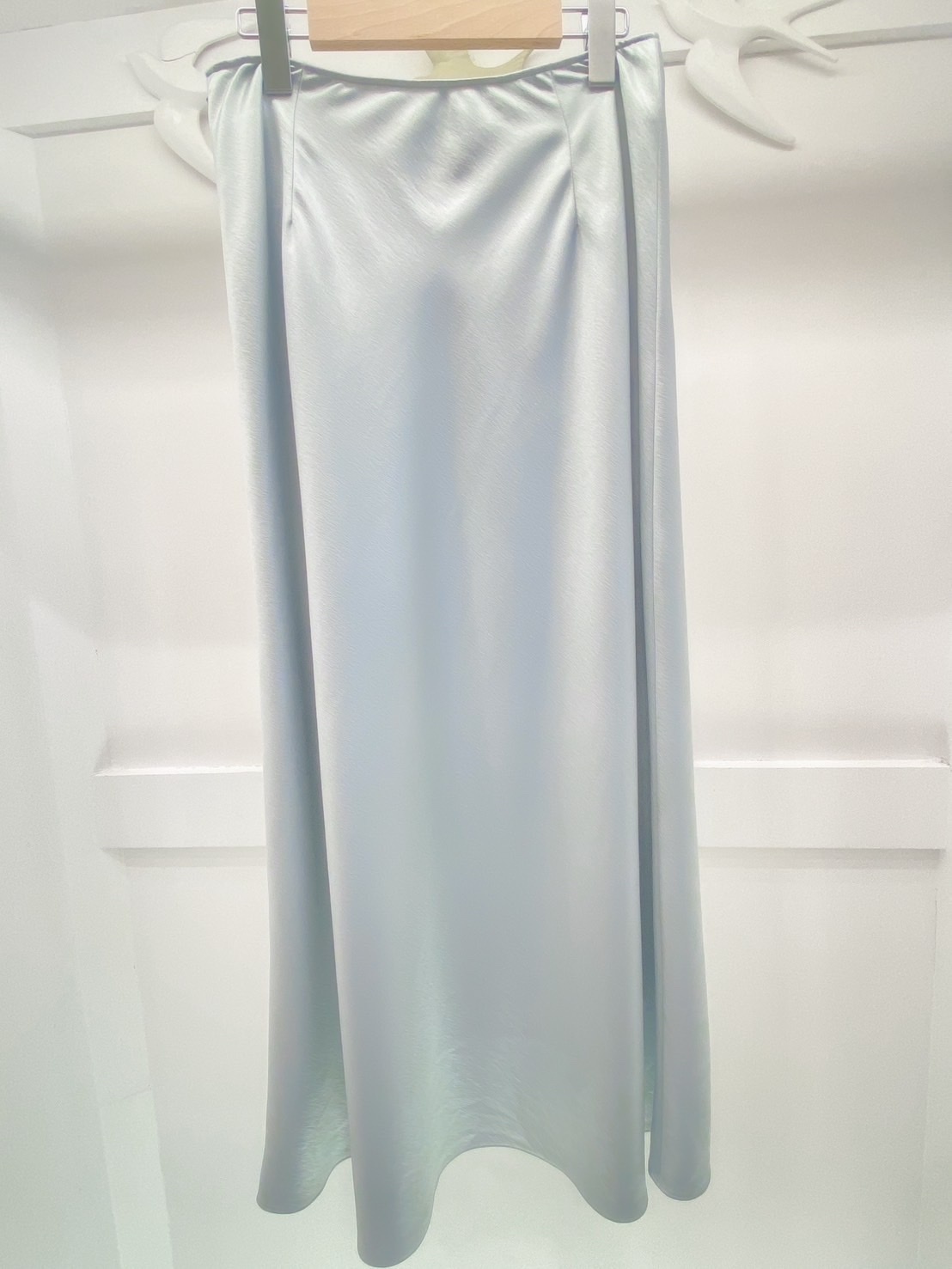 新水藍絹款裙