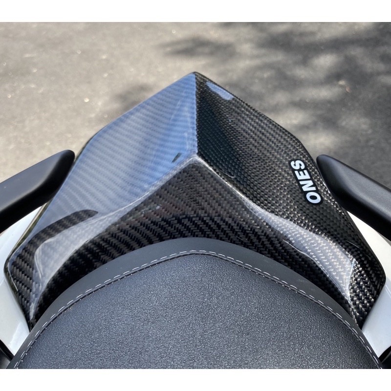 【ONES】神鷹 尾燈 上蓋 碳纖維 卡夢 貼片 尾燈上蓋 卡夢 尾燈 上蓋 空力套件 勁戰六代/六代戰/六代