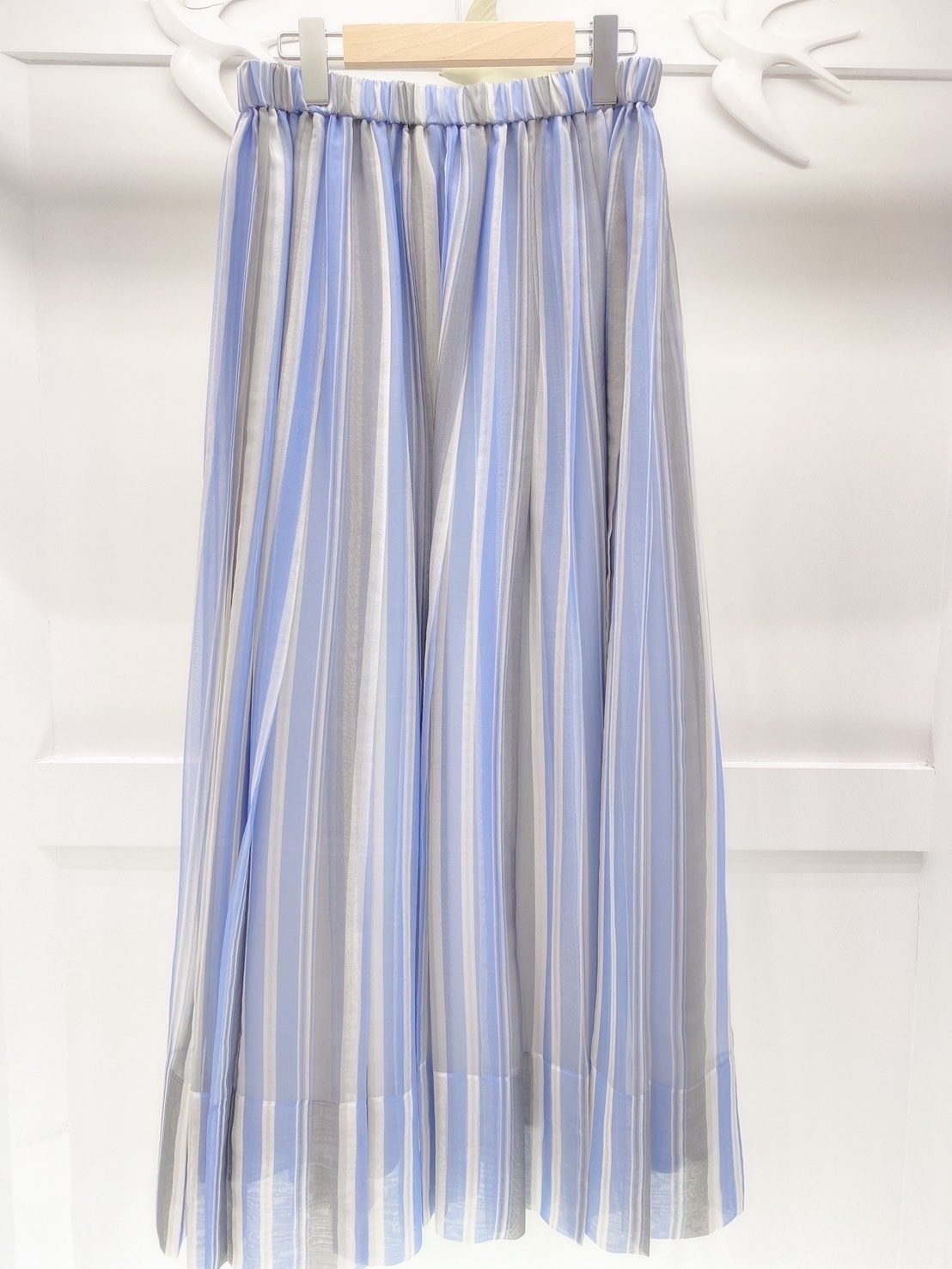 直條透紗長裙