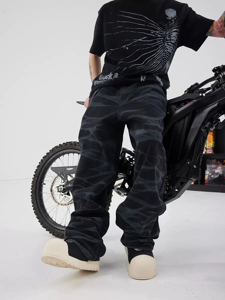 BLACK8MOB 水波紋寬鬆直筒牛仔褲