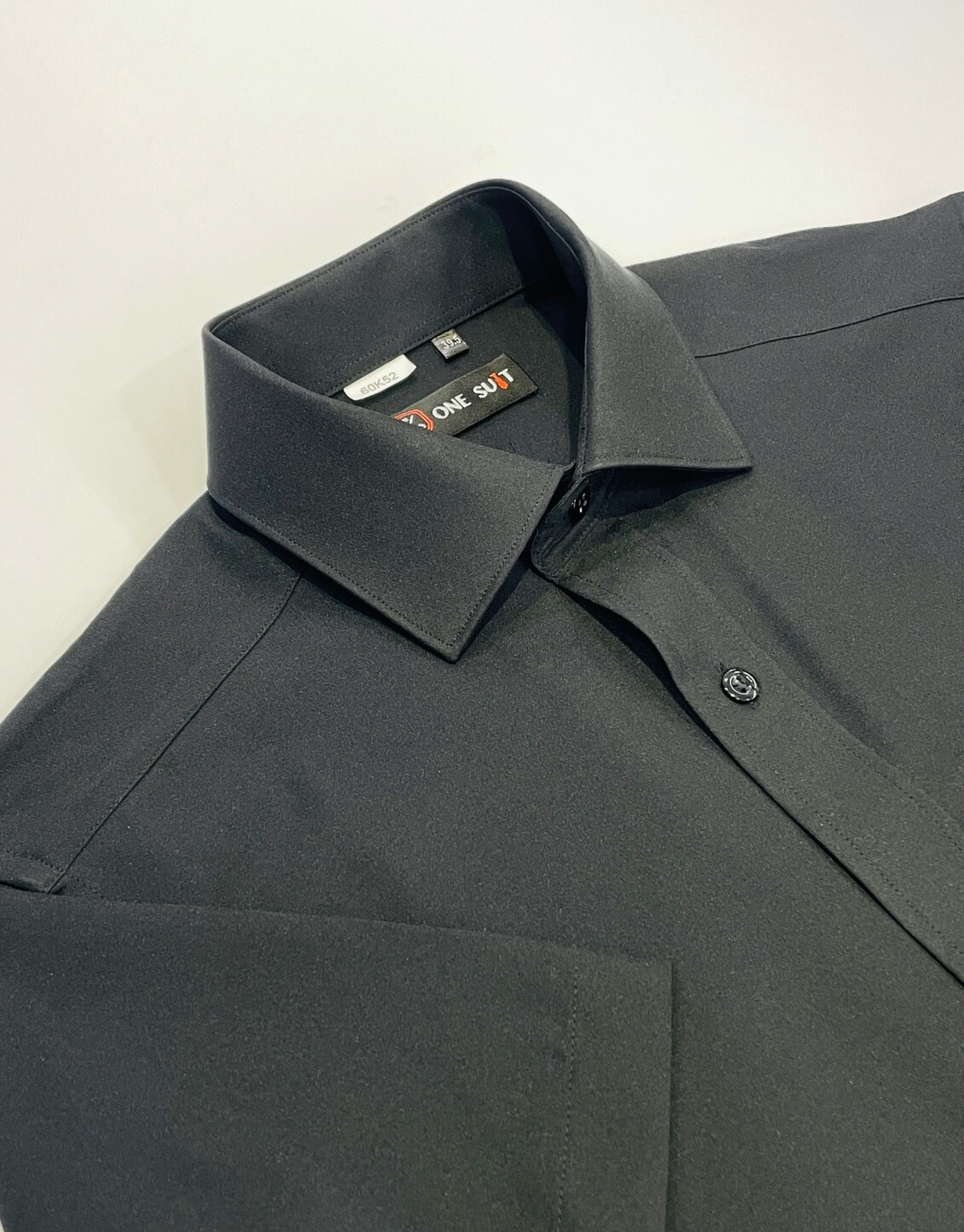 素色彈性短袖黑襯衫 |透氣防皺彈性襯衫|02