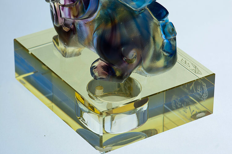 鹿港窯禮品館│古法琉璃工藝品 飛天貔貅 汽車內裝飾擺件 店內收銀台擺飾