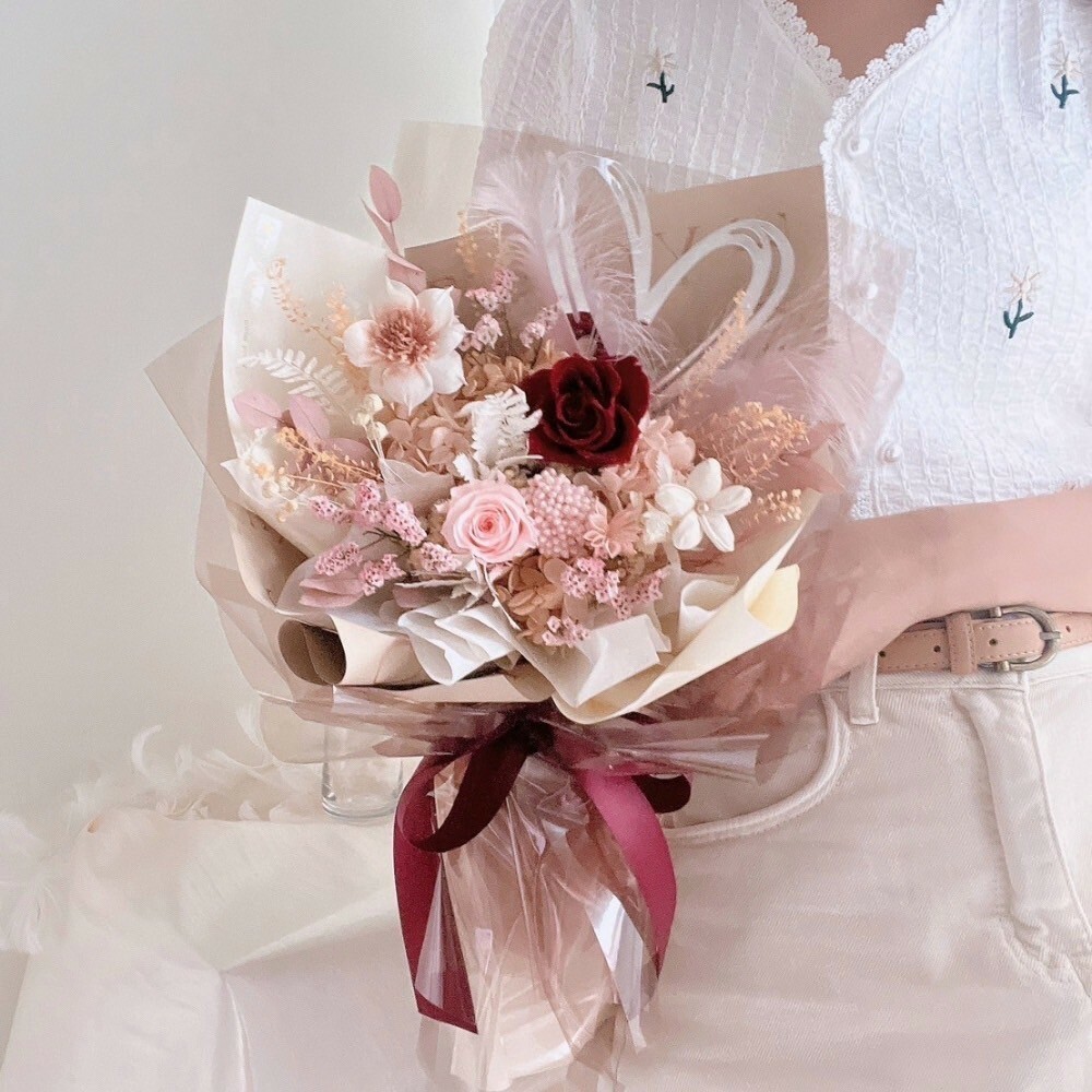 心動時刻永生花束 / 戀愛中最經典的紅粉色