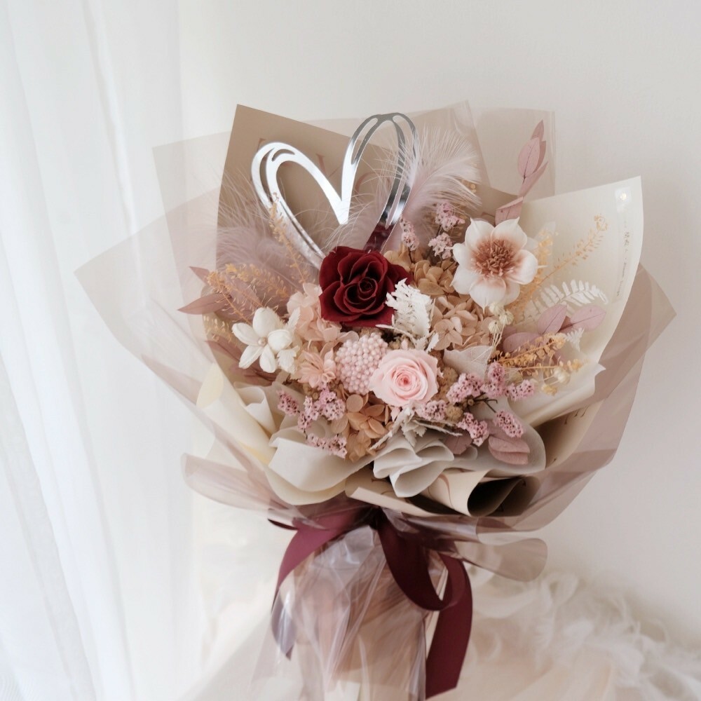 心動時刻永生花束 / 戀愛中最經典的紅粉色