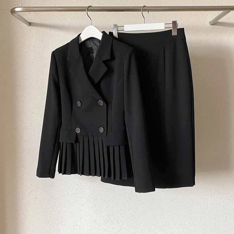 [現貨] 下擺百摺翻領外套 [ 4色 / S,M,L]