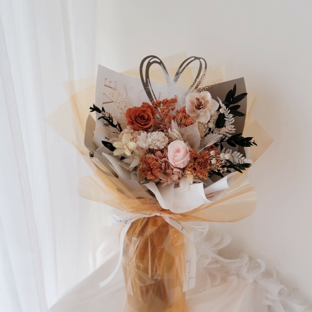 心動時刻永生花束 / 有你陪伴的日落橘粉色