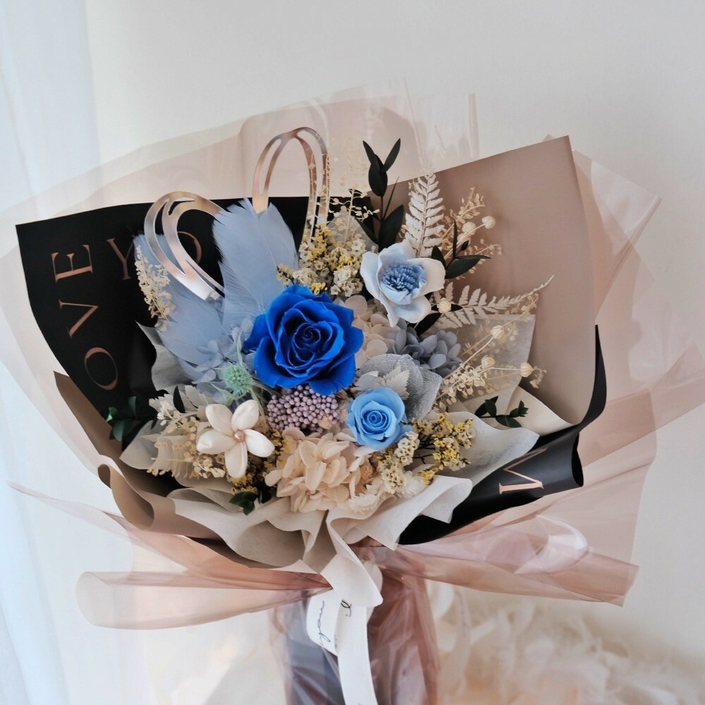 心動時刻永生花束 / 克萊茵藍的夏夜