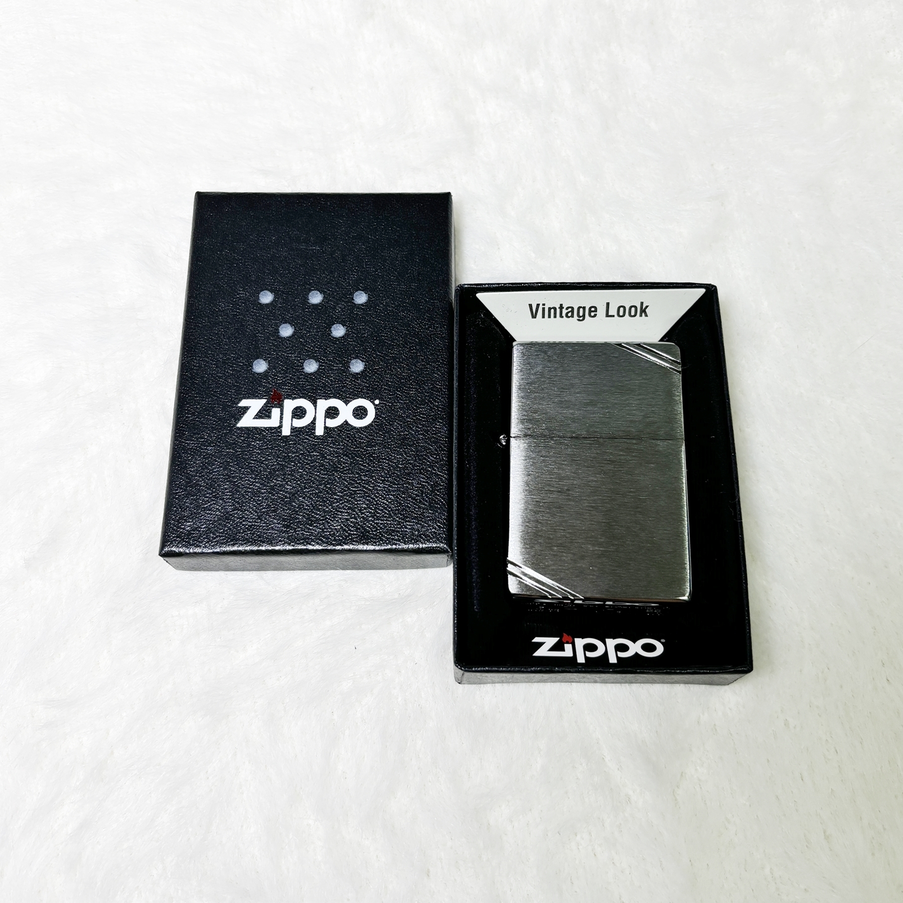 【zippo】德國原裝正品、Vintage/切角系列、拉絲鍍鉻、煤油打伙機 #Brushed Chrome #可換充氣內膽