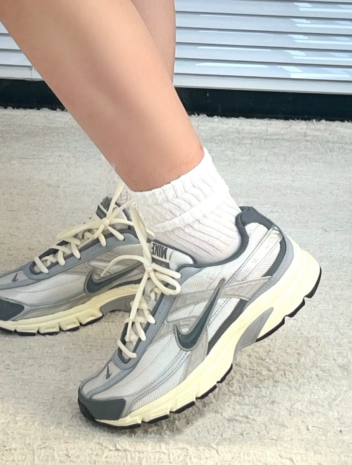 Nike Initiator 奶油灰白 灰白色 奶油底 復古 慢跑鞋 HQ1179-001/預購