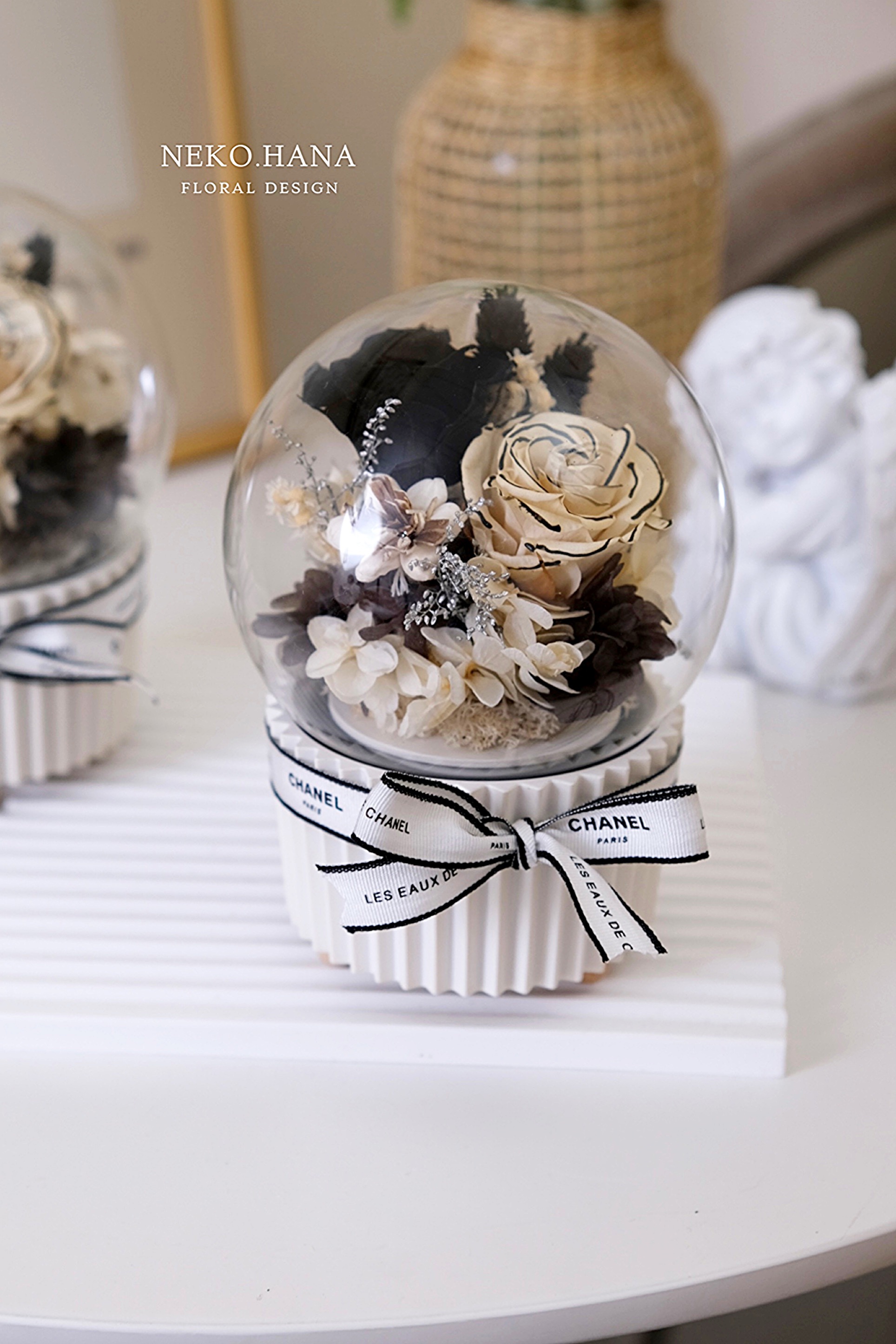 小香風旋轉玻璃音樂球盅