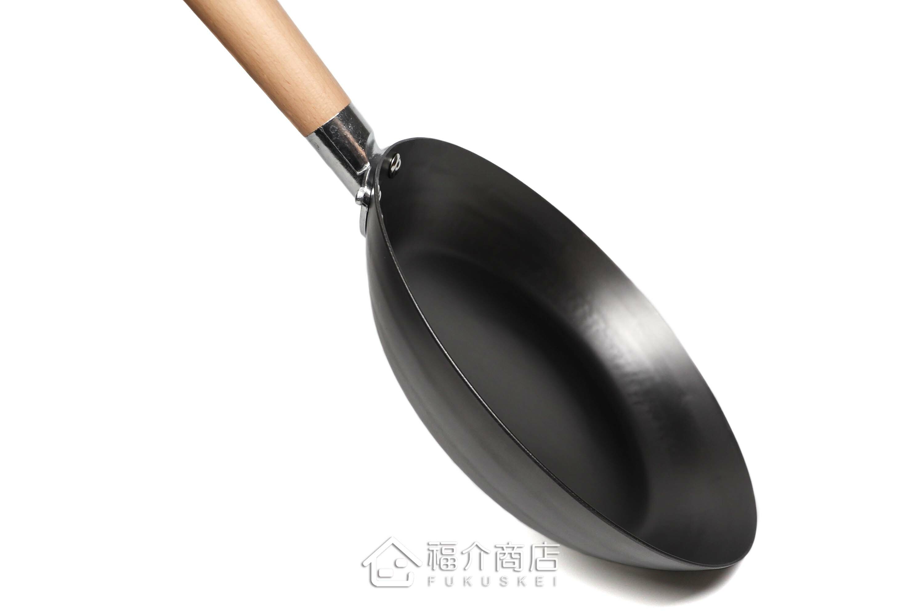 日本鐵製的木柄平底鍋