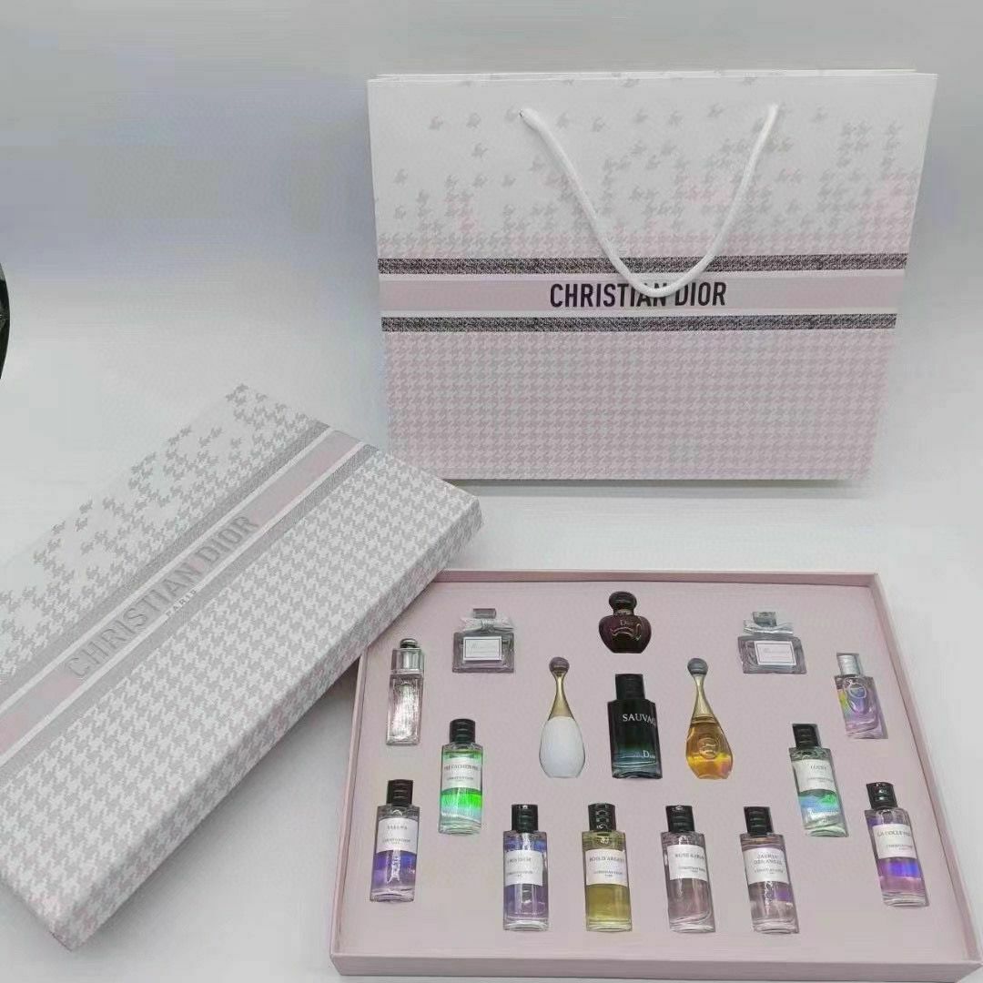 Dior 💕限定粉紅香水16件套裝💕