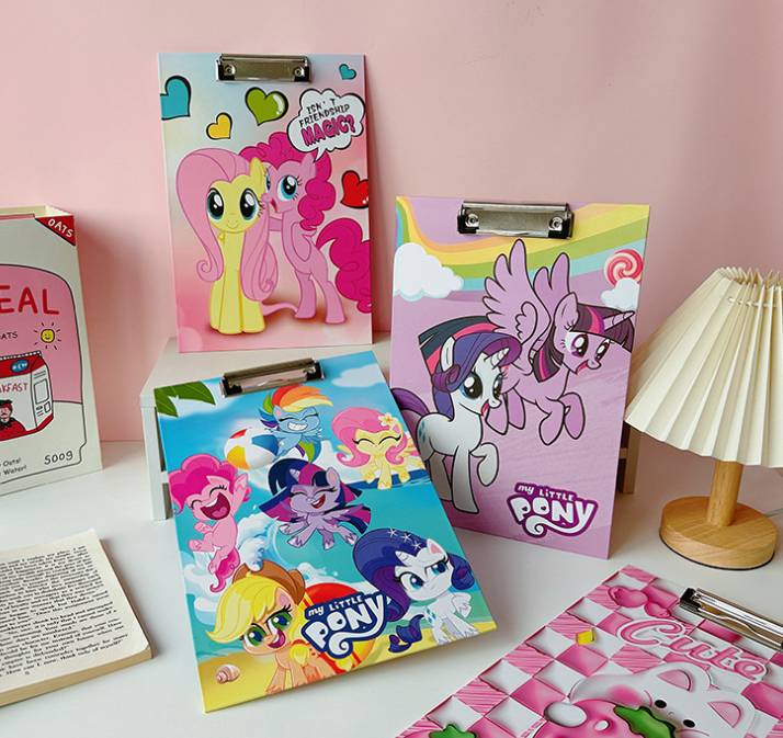 清货 小马宝莉A4板夹（款式随机）