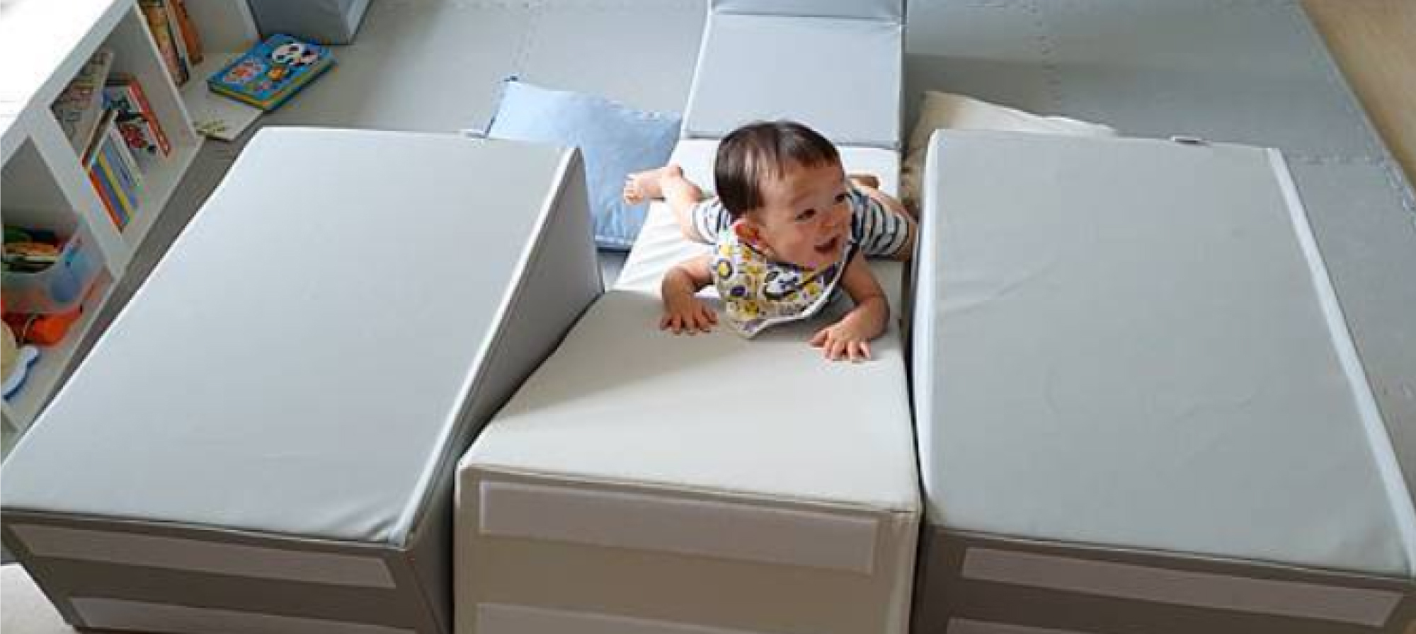 這是把遊樂城堡變成溜滑梯的照片