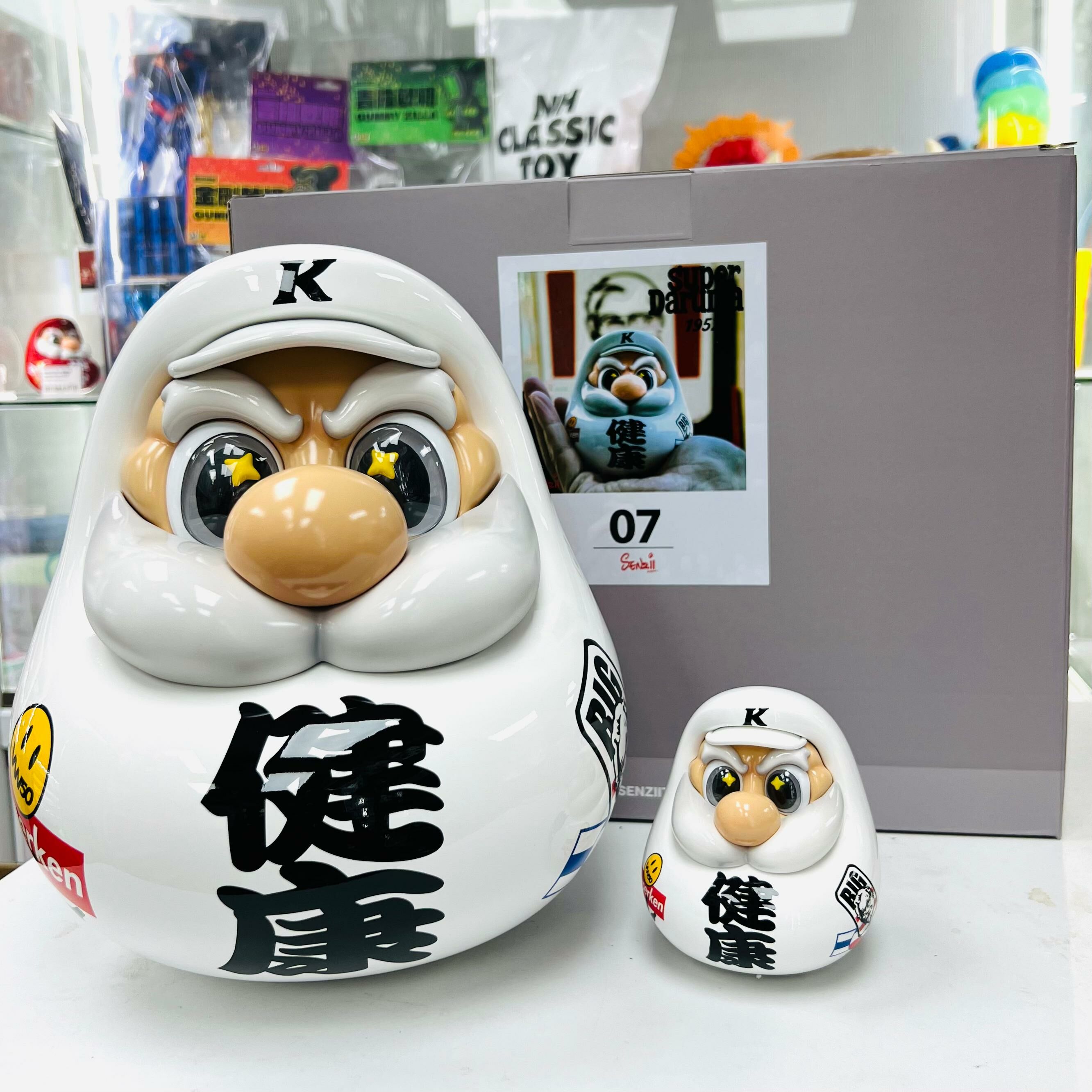 SENZII - SuperDaruma Health (25cm/9cm)