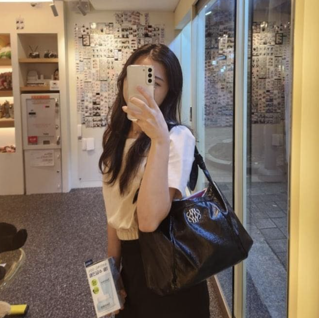 ★NICK&NICOLE★NICOLE SQUARE SHOULDER BAG★ショルダー バッグ NICK&NICOLE SQUARE SHOULDER BAG ( 2 Colours )