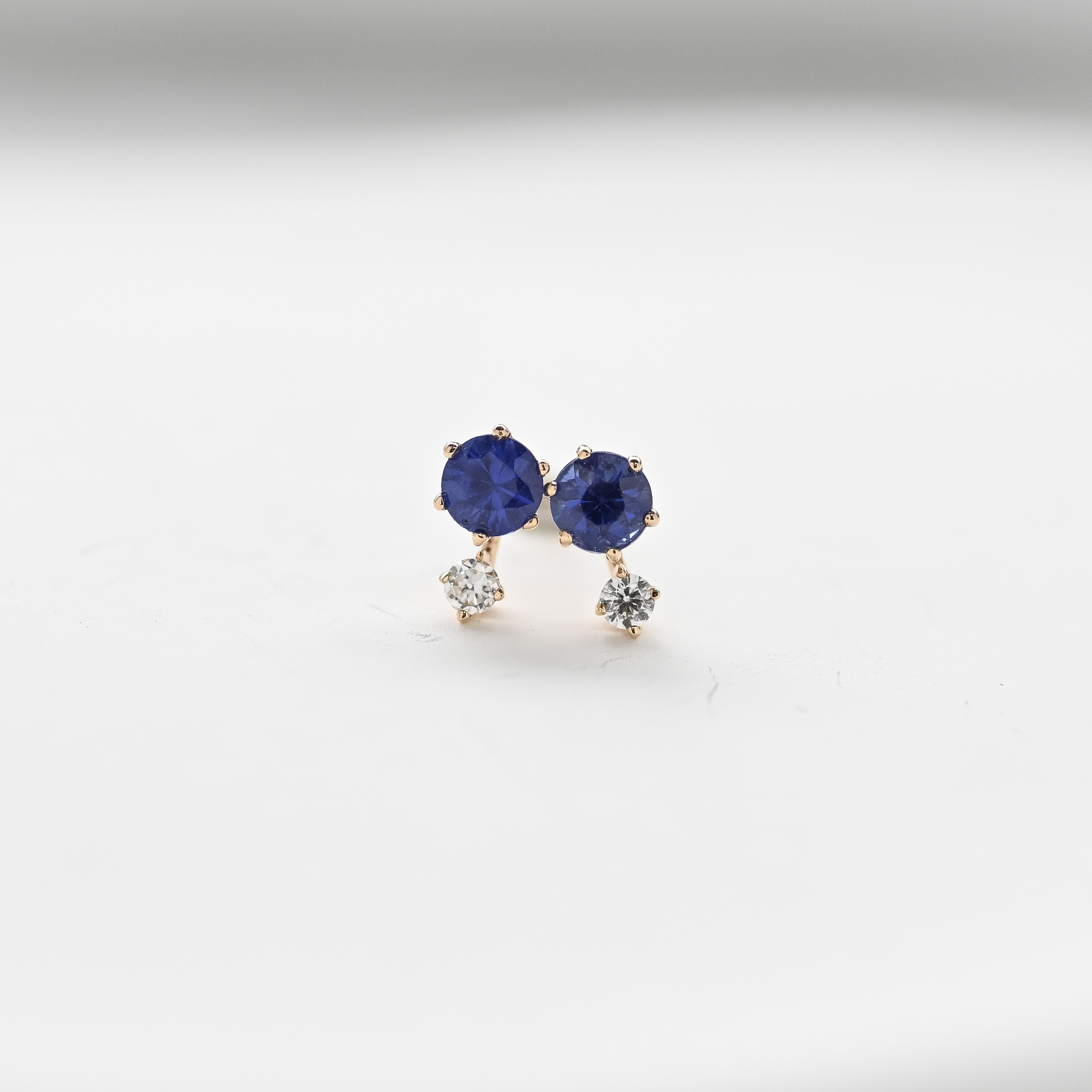 18K Blue Sapphire & Diamond Earring