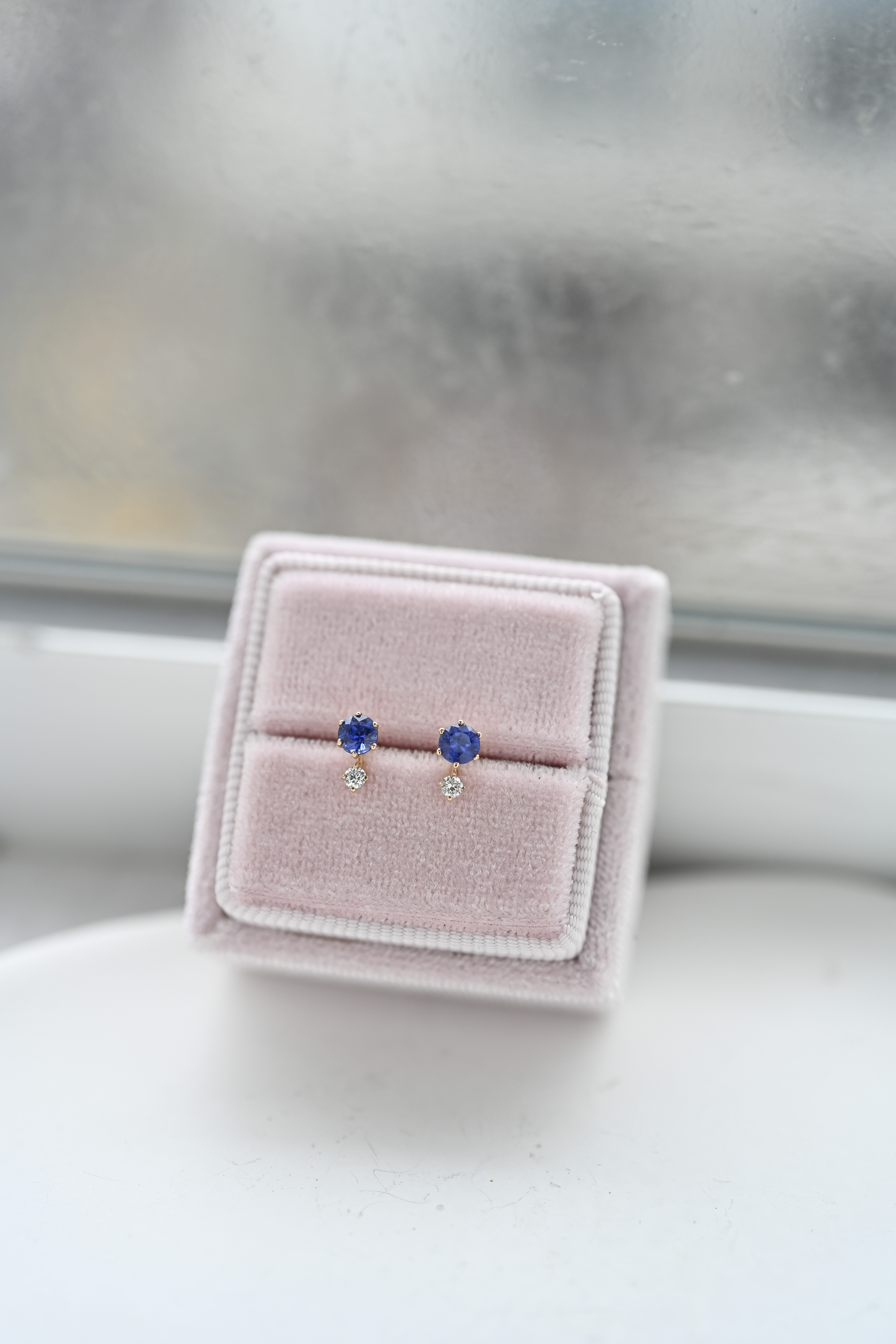 18K Blue Sapphire & Diamond Earring
