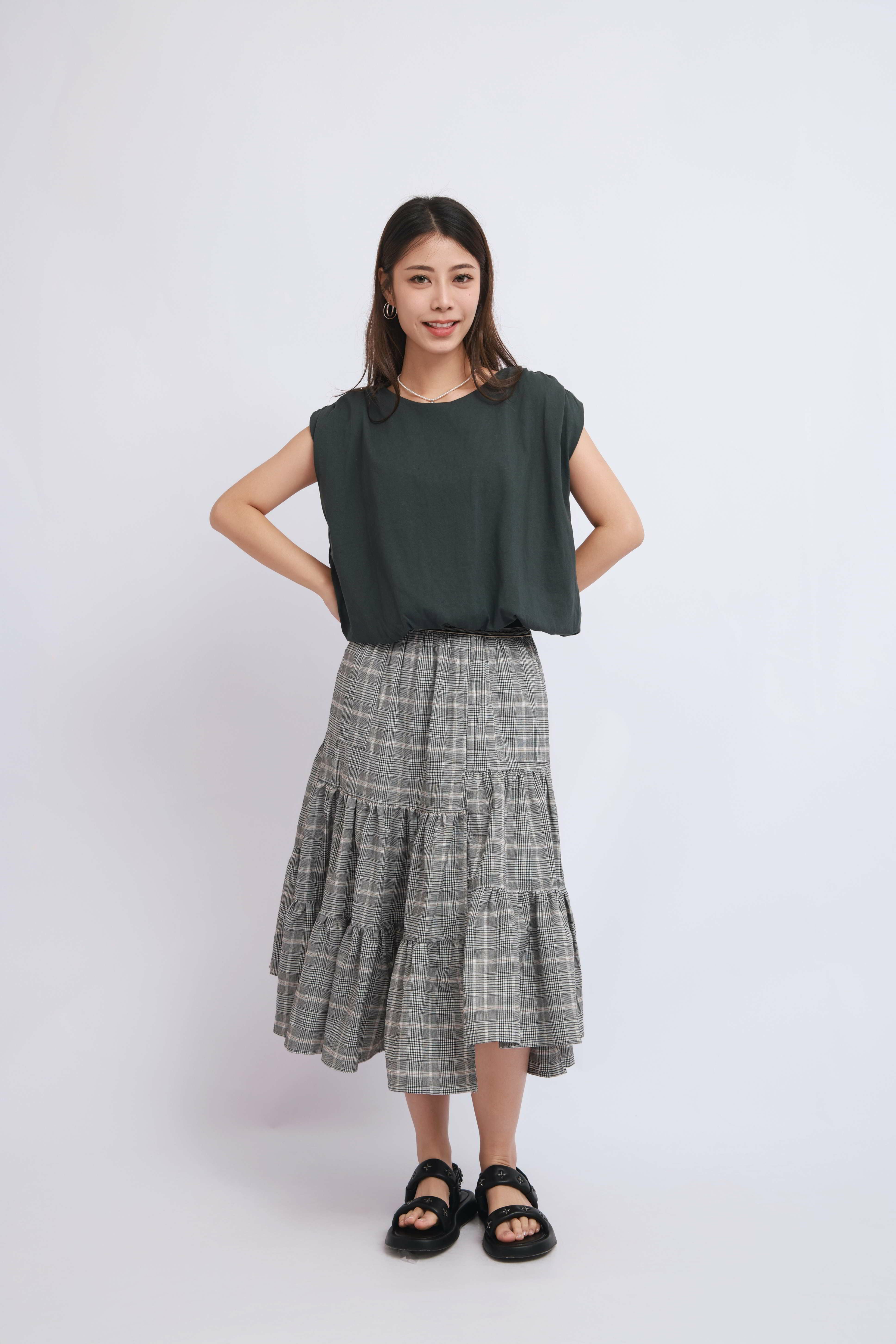 造型 1124（上衣＋半截裙）