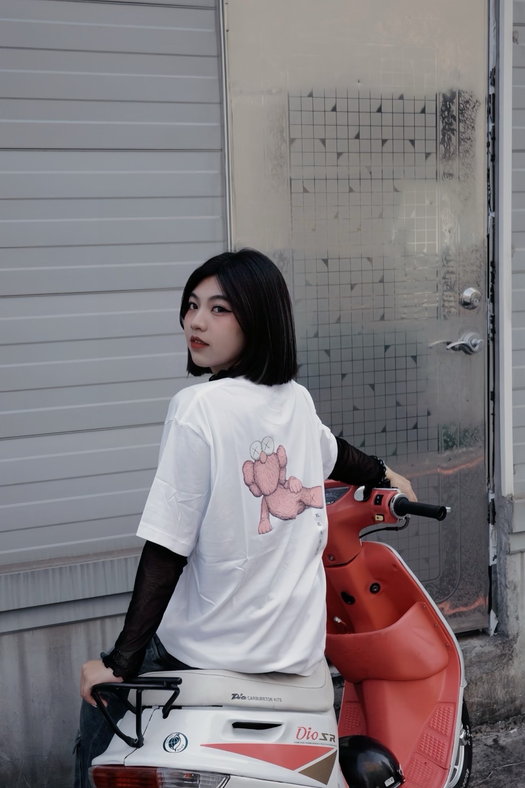 Kaws x Uniqlo 聯名 聯名潮流 短袖 當天出貨！