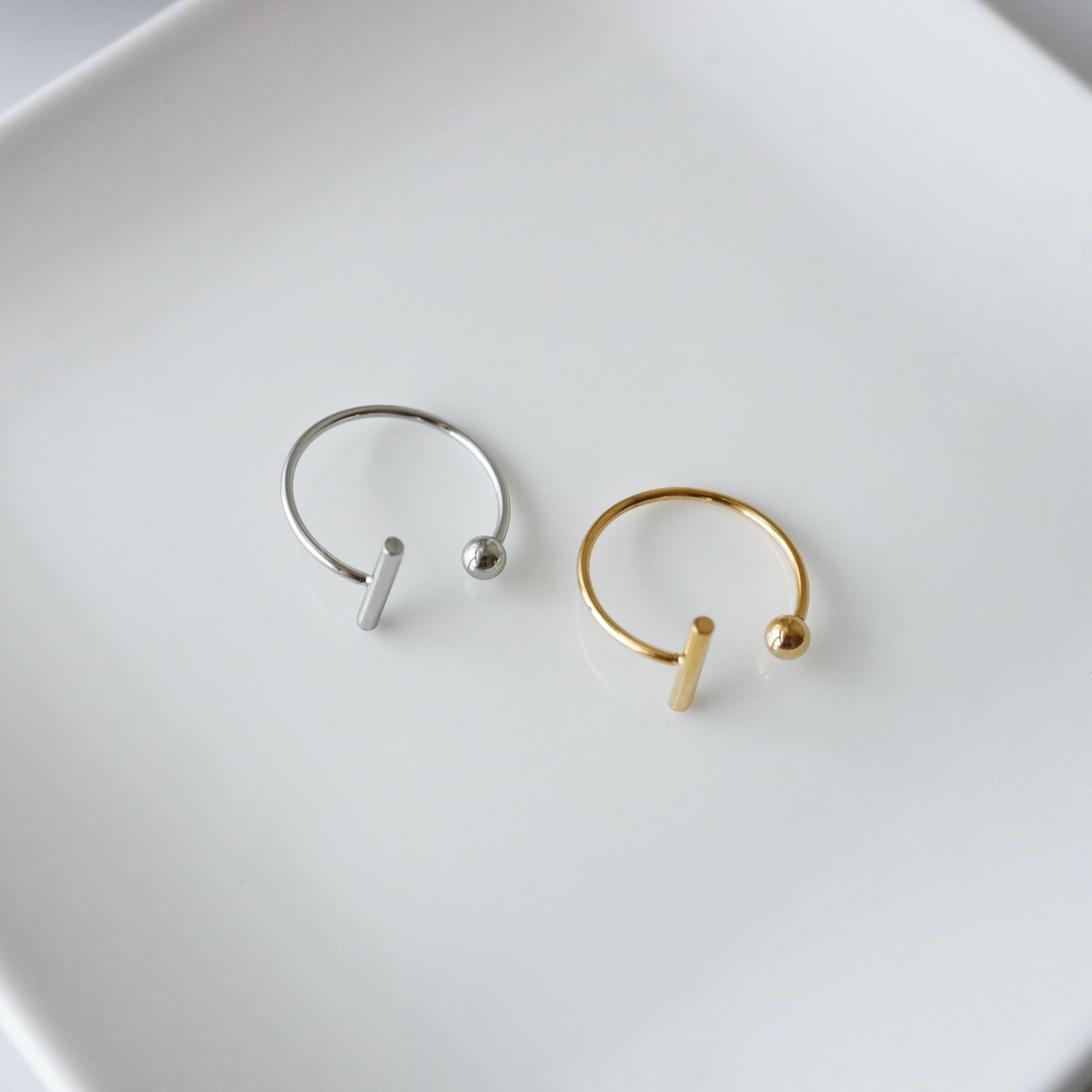 不怕水兩色T字圓珠鋼戒