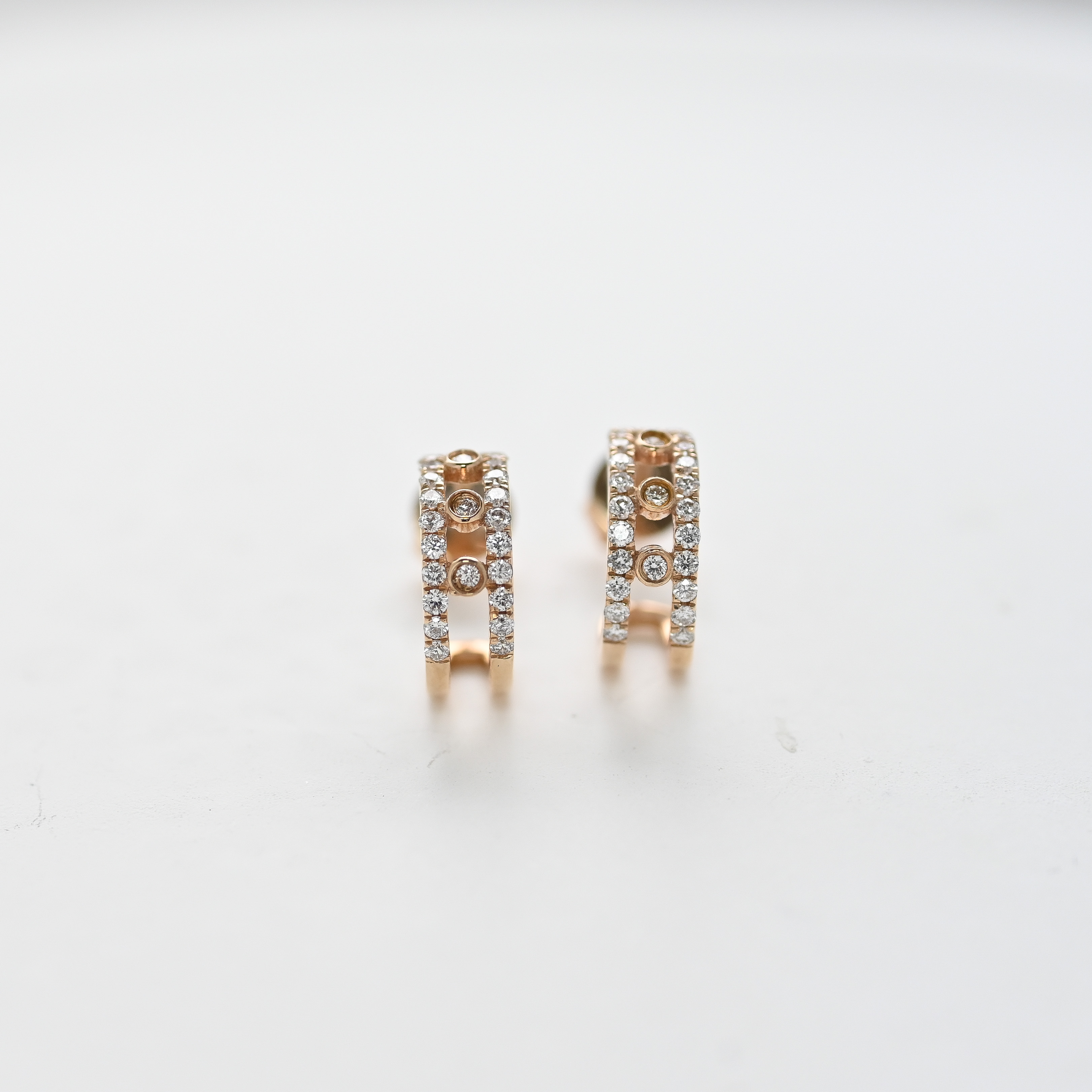 18K Diamond Earring