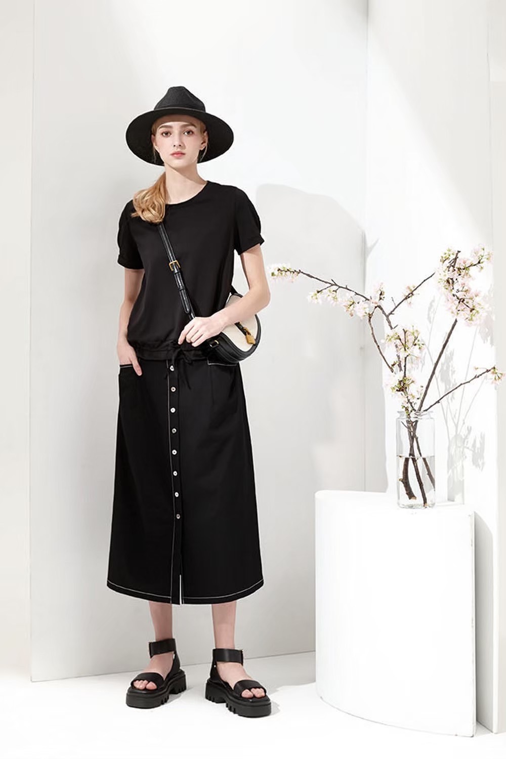 韓版貝殼釦造型修身顯瘦A字長裙U6511