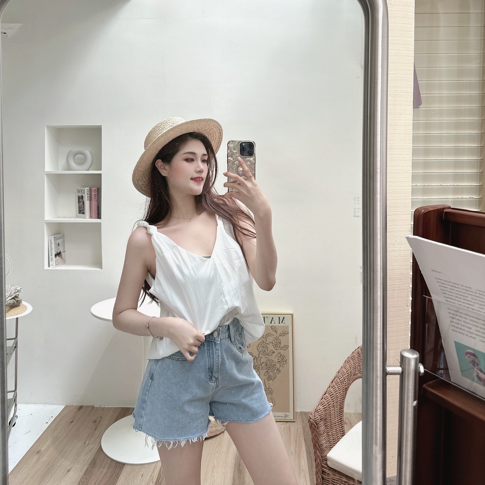 扭結肩帶滑面背心/二色