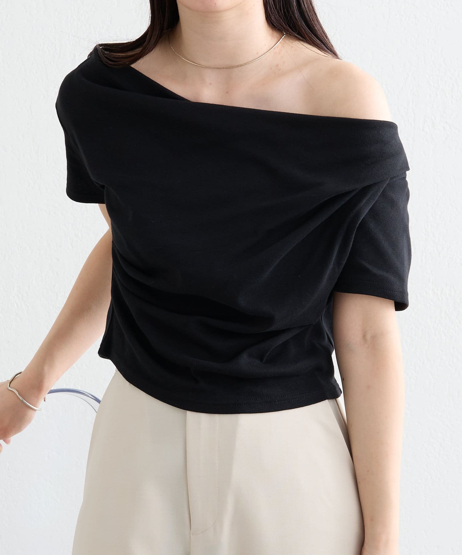 mystic(ミスティック)  【5色展開】オフショルTシャツ黑（MYZ1041606A0003）