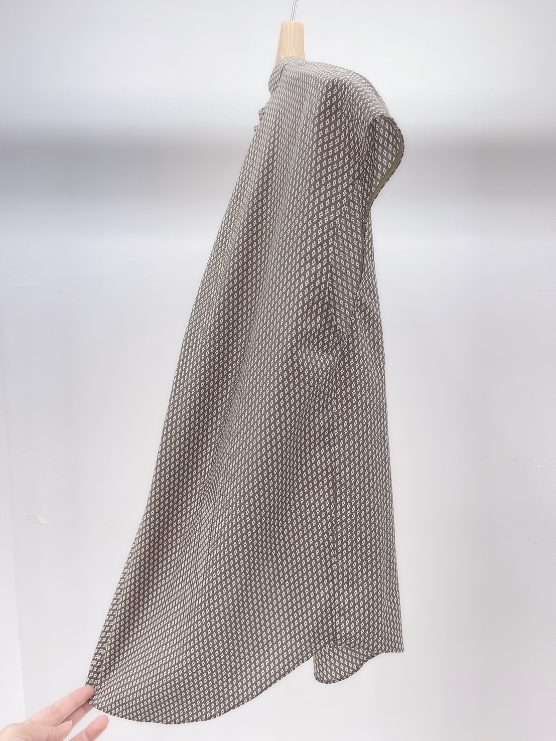 菱格紋無袖上衣