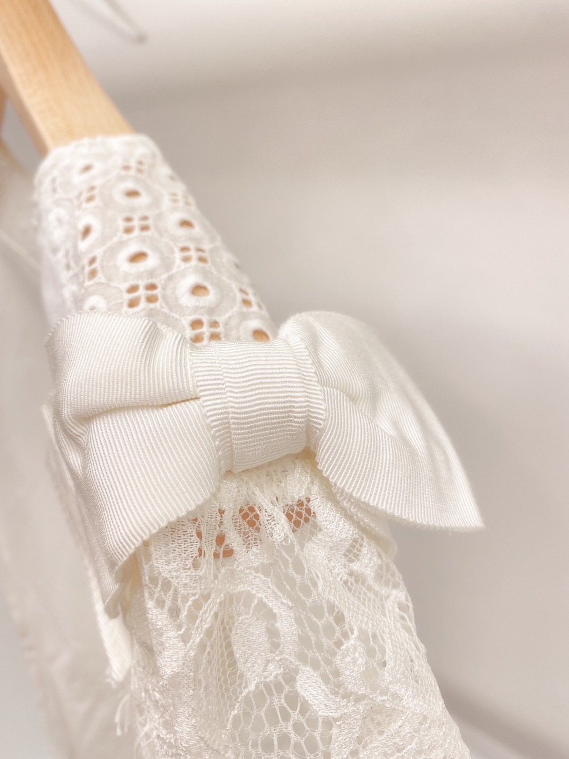 肩蝴蝶結袖lace衣