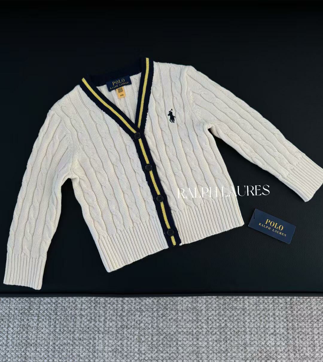 廠單 POLO經典V領三色冷衫