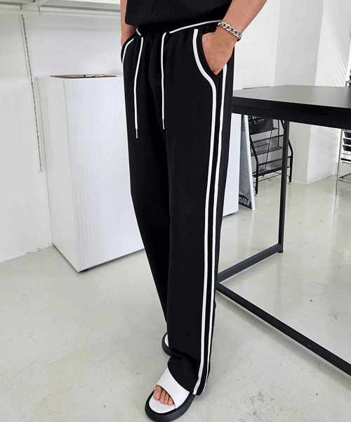 角繩線條運動褲