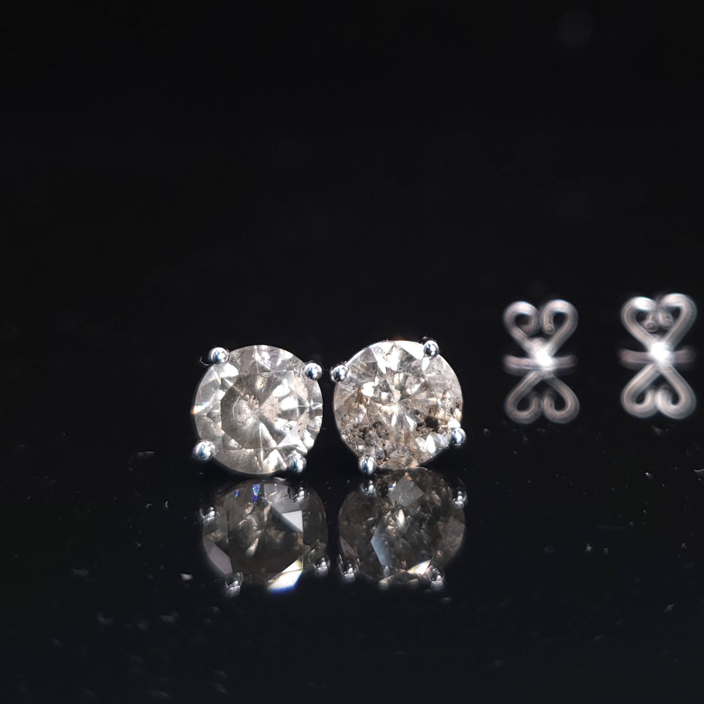 全新18K白金【主石2卡19份鑽石】耳環