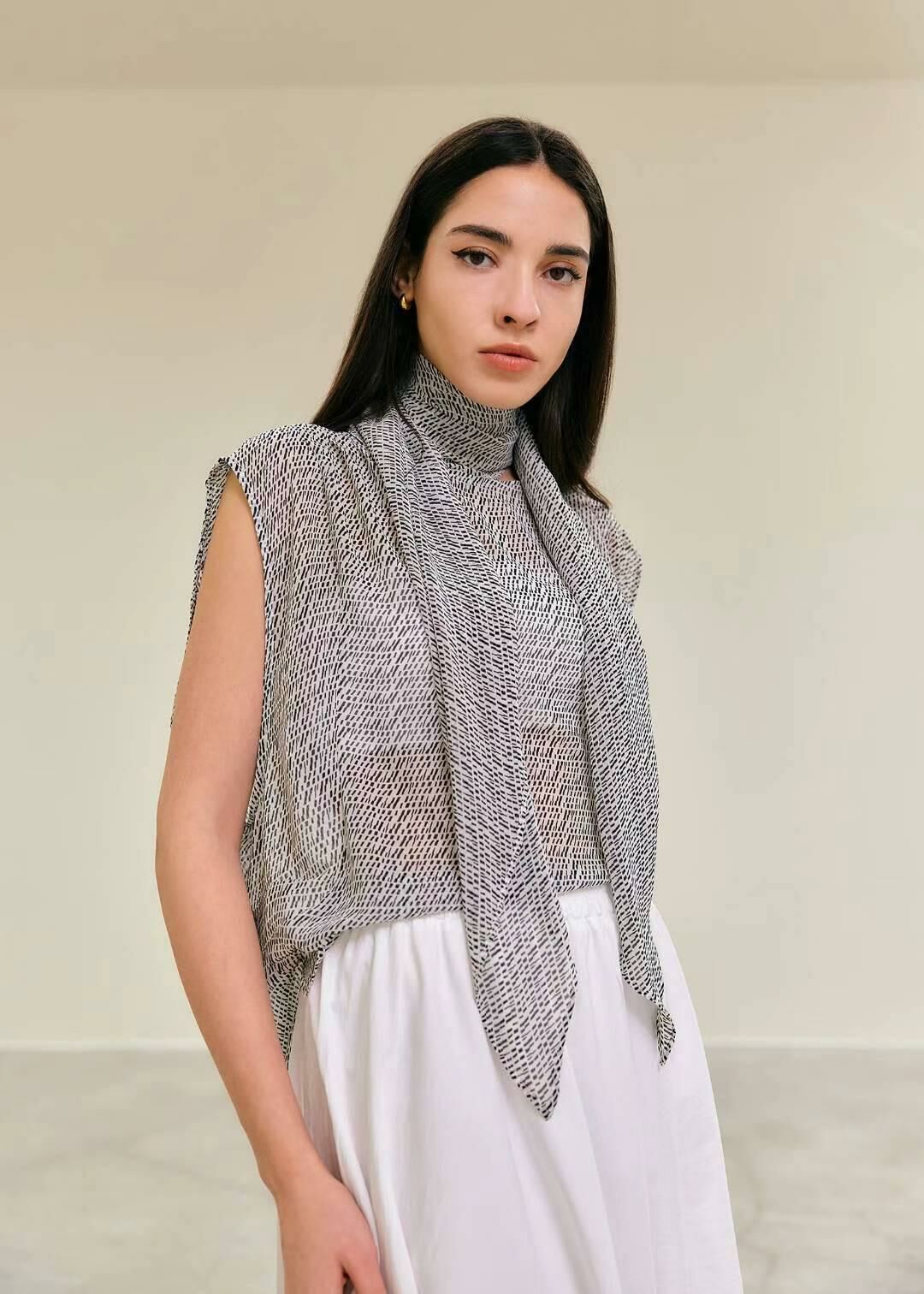 TC157 雪坊斑馬紋上衣