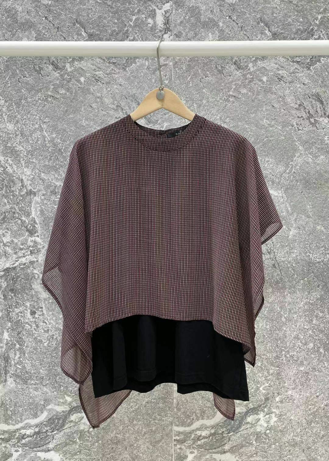 TC177 雪紋格仔上衣