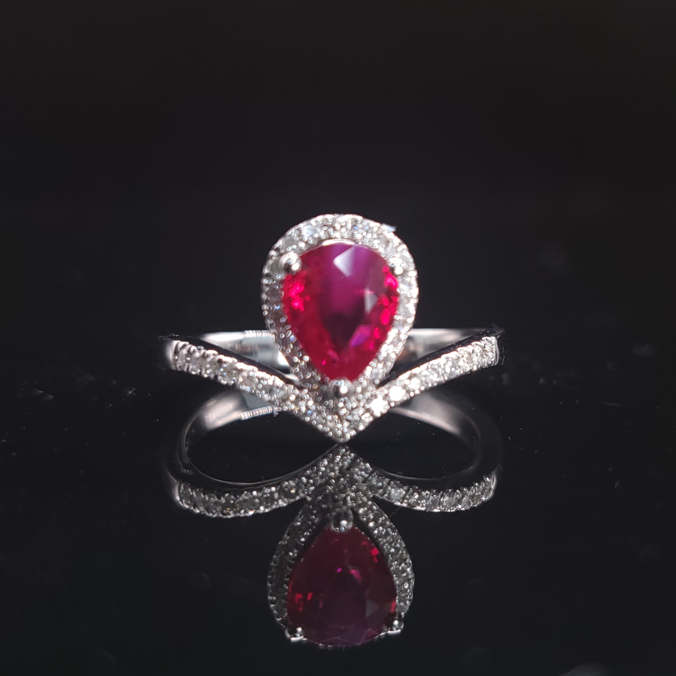 18K White Gold 1.00ct Ruby and Diamond Ring
